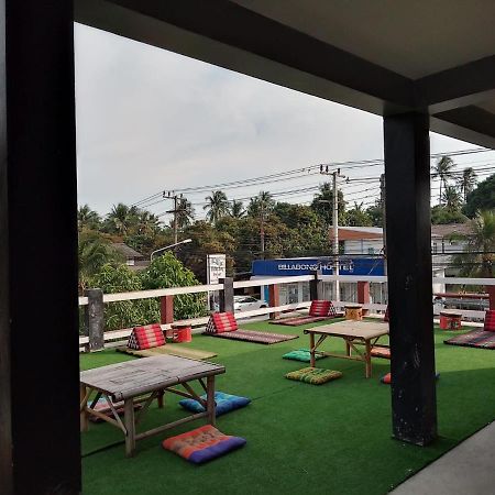 Billabong Hotel And Cafe Baan Tai Luaran gambar
