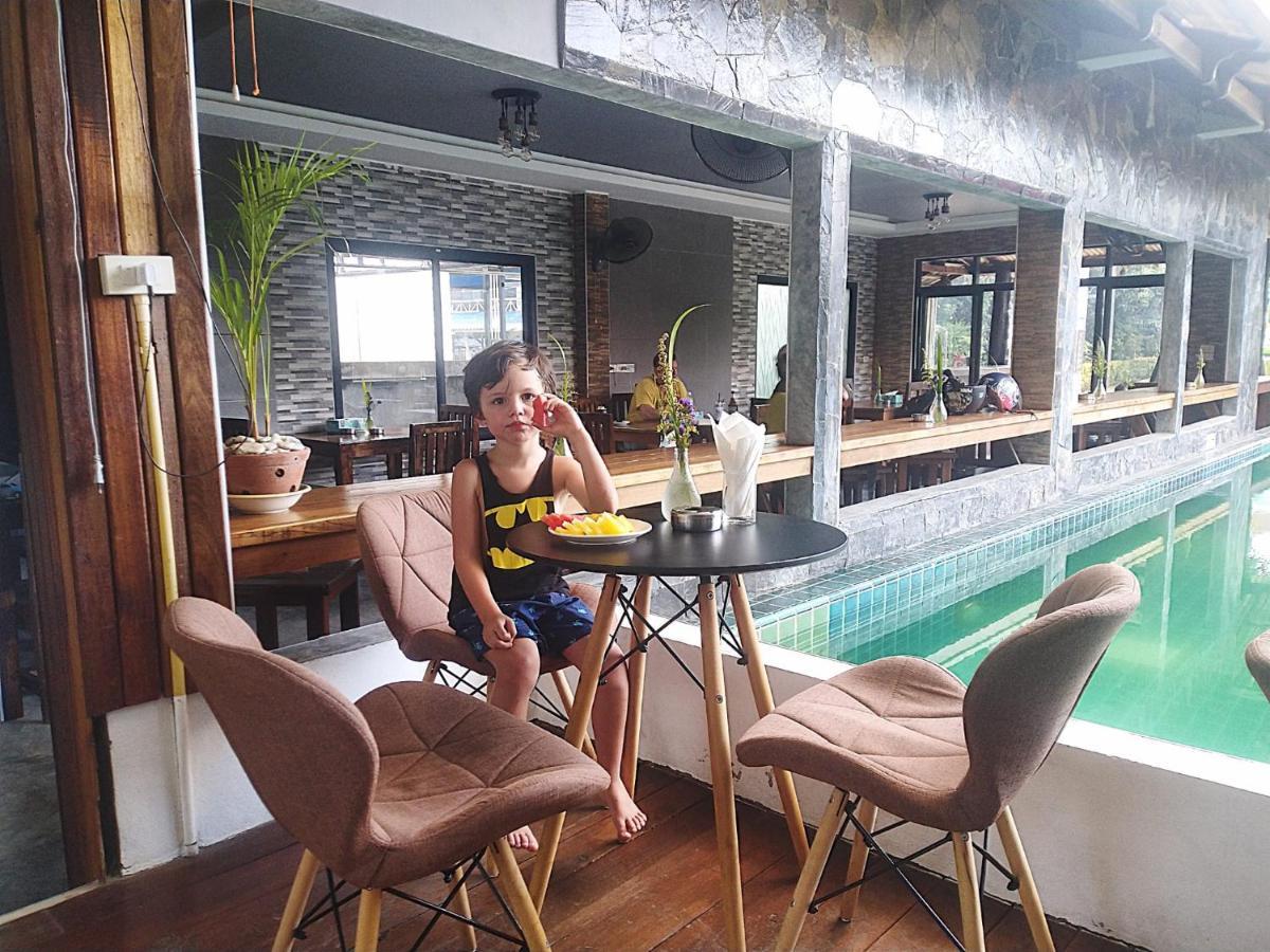 Billabong Hotel And Cafe Baan Tai Luaran gambar