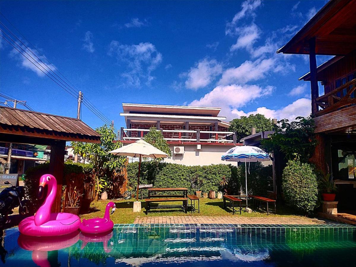 Billabong Hotel And Cafe Baan Tai Luaran gambar