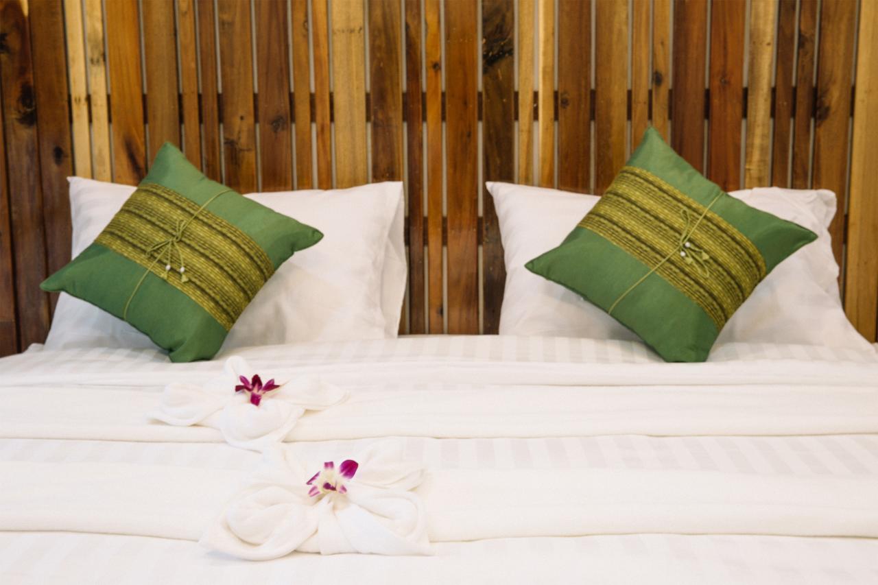 Billabong Hotel And Cafe Baan Tai Luaran gambar