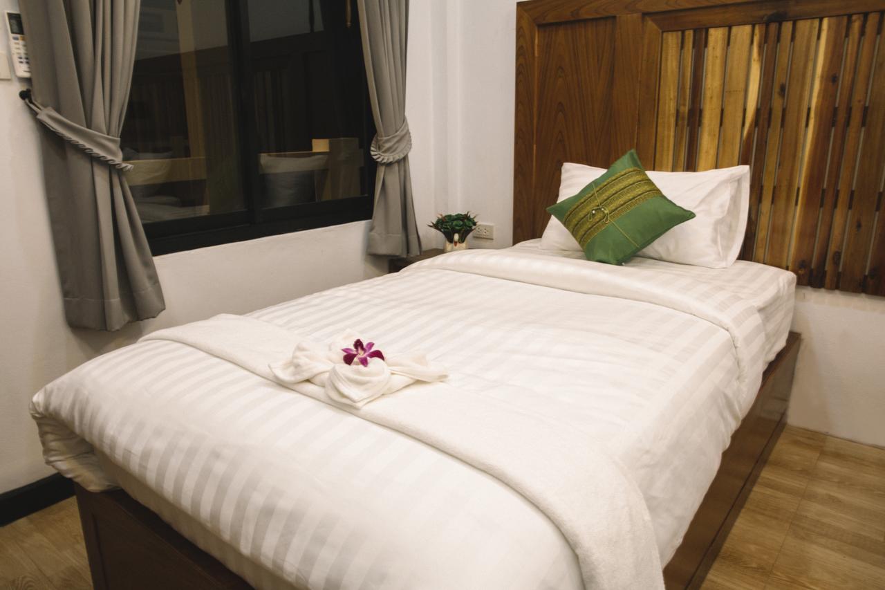 Billabong Hotel And Cafe Baan Tai Luaran gambar