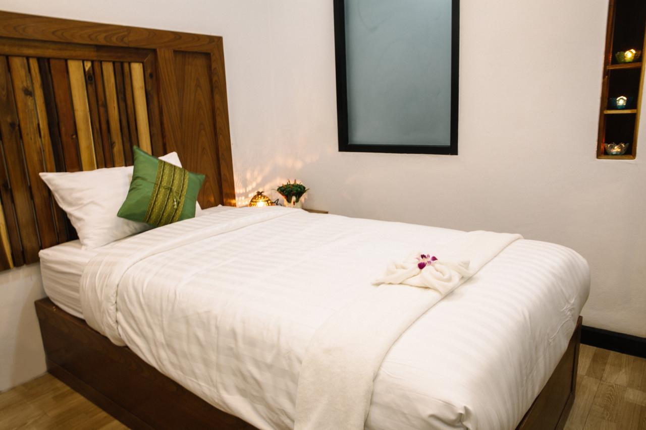 Billabong Hotel And Cafe Baan Tai Luaran gambar
