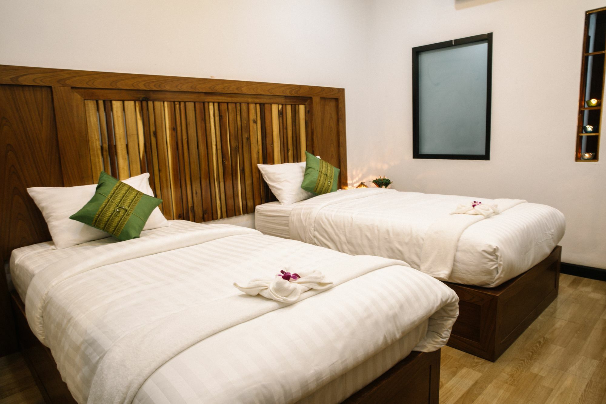 Billabong Hotel And Cafe Baan Tai Luaran gambar